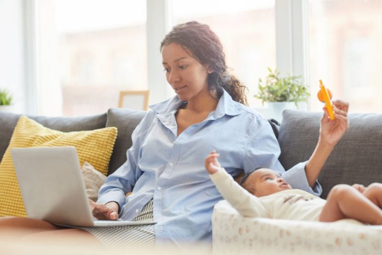 how-to-make-money-on-maternity-leave-30-legit-ways-to-make-extra-cash